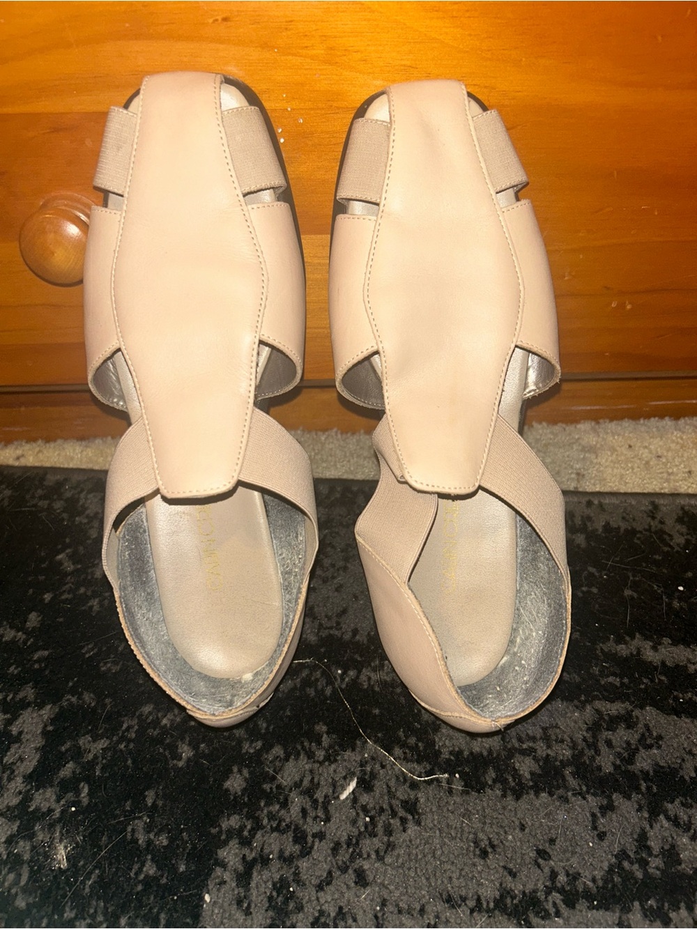 Source Unknown Beige Open-Toe Women's Sandals